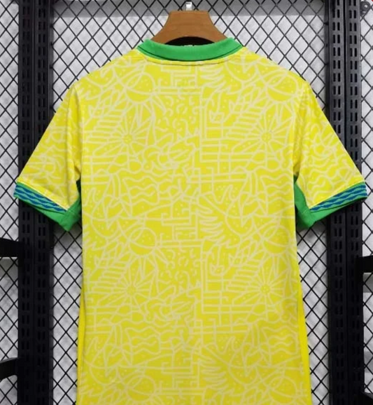 Camiseta de fútbol local de Brasil 2024