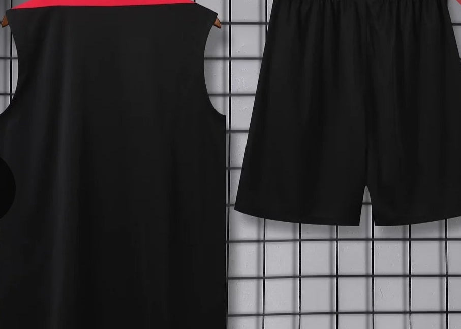 Liverpool 2024/2025 black Pre-match Training Jersey and Shorts