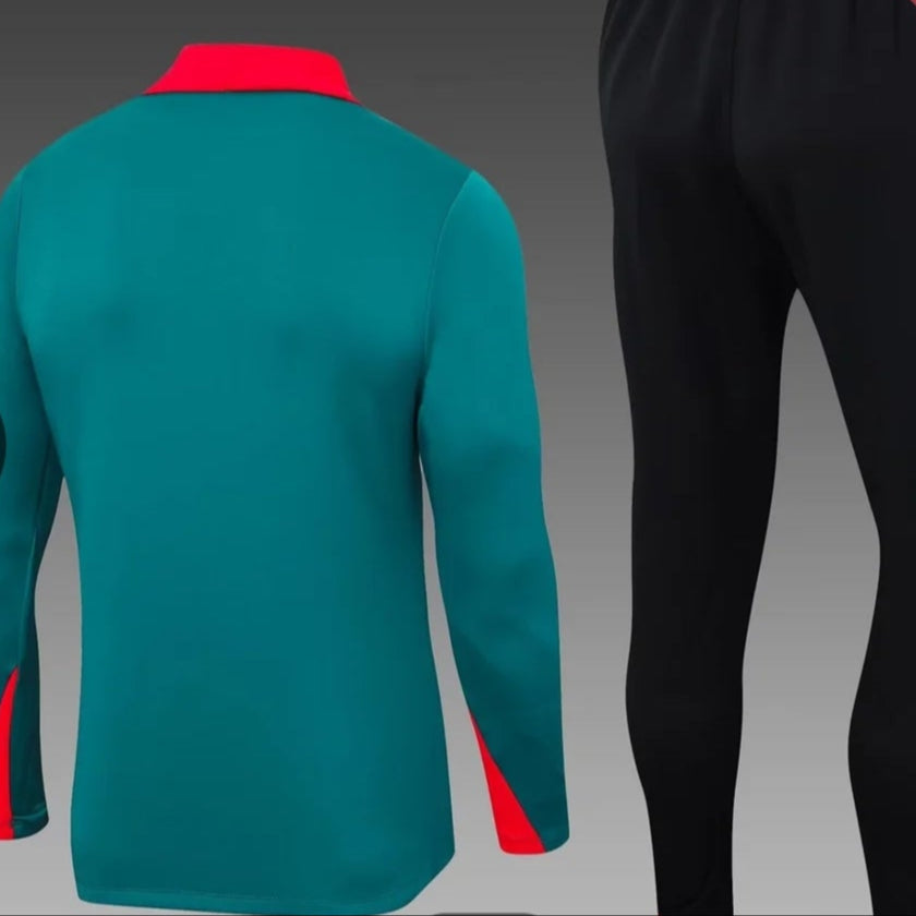 Liverpool training jersey 2024/2025, green half jersey