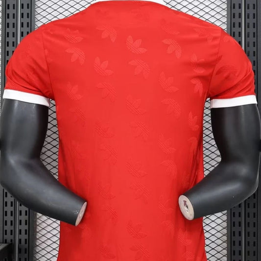 Camiseta de fútbol roja edición especial del Arsenal 2024/2025