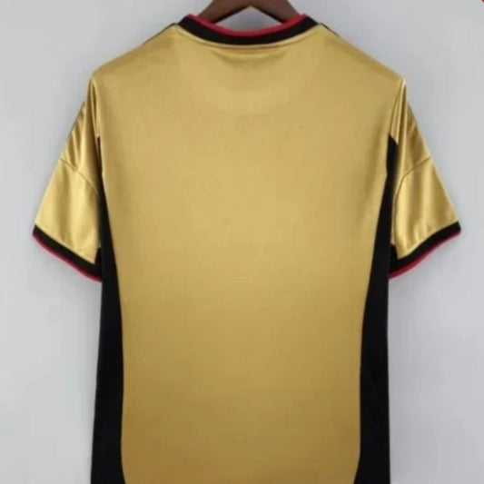 Camiseta de fútbol retro de visitante del AC Milan 2013/2014