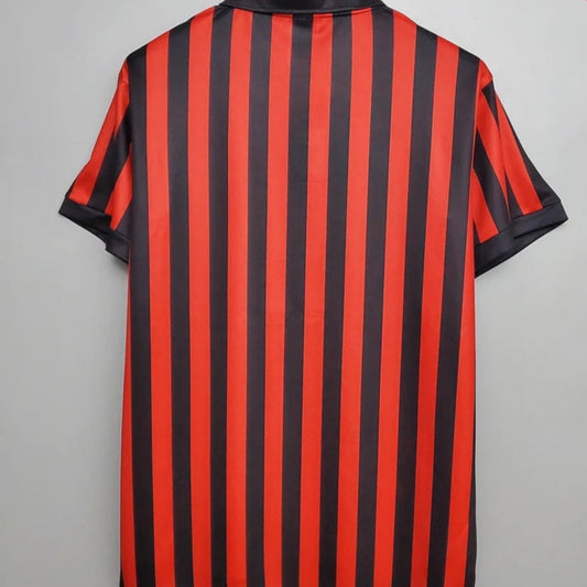 Camiseta de fútbol retro de local del AC Milan 1999/2000