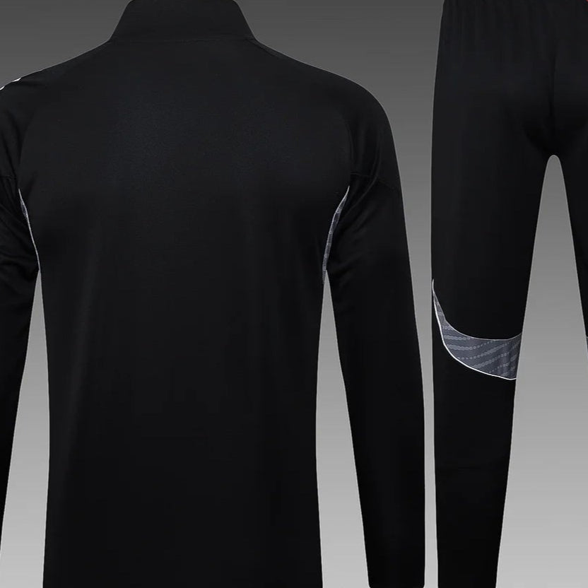 2025/2026 Real Madrid Black Long Zipped Jacket