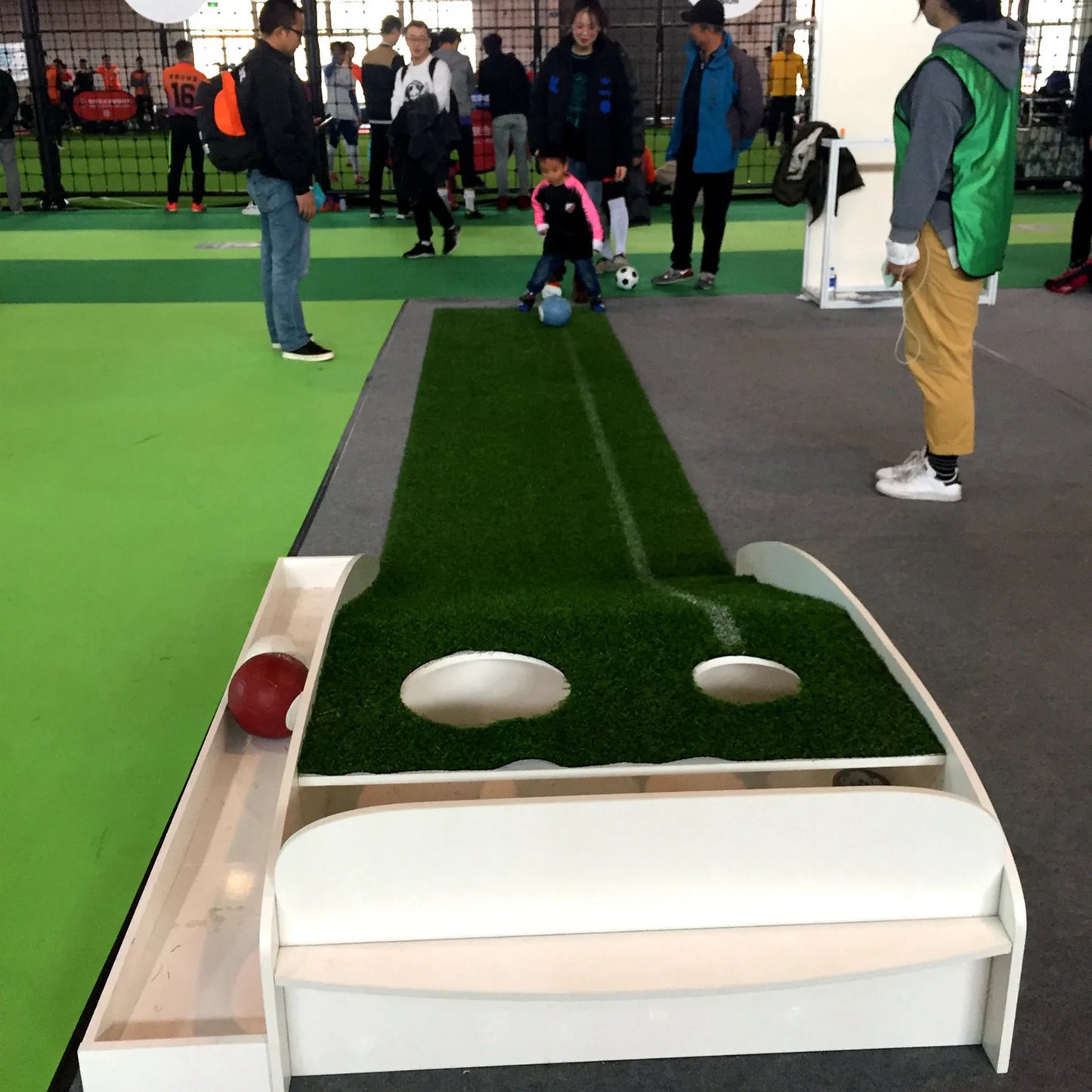 Nouveau concept Bois Football Golf Entraînement de football Équipement auxiliaire Commande en ligne