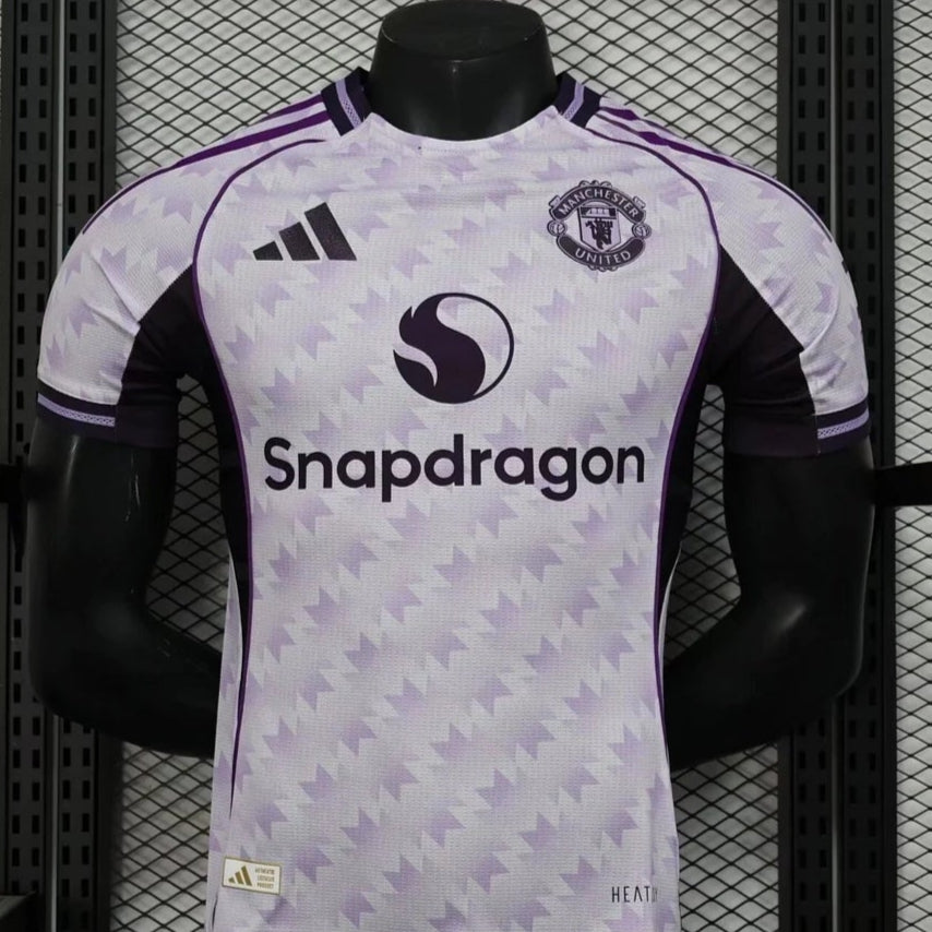 2025/2026  Manchester United Special Edition Light Purple Football Shirt