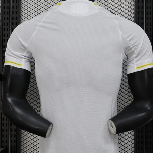 Camiseta de fútbol de local del Real Madrid 2025/2026