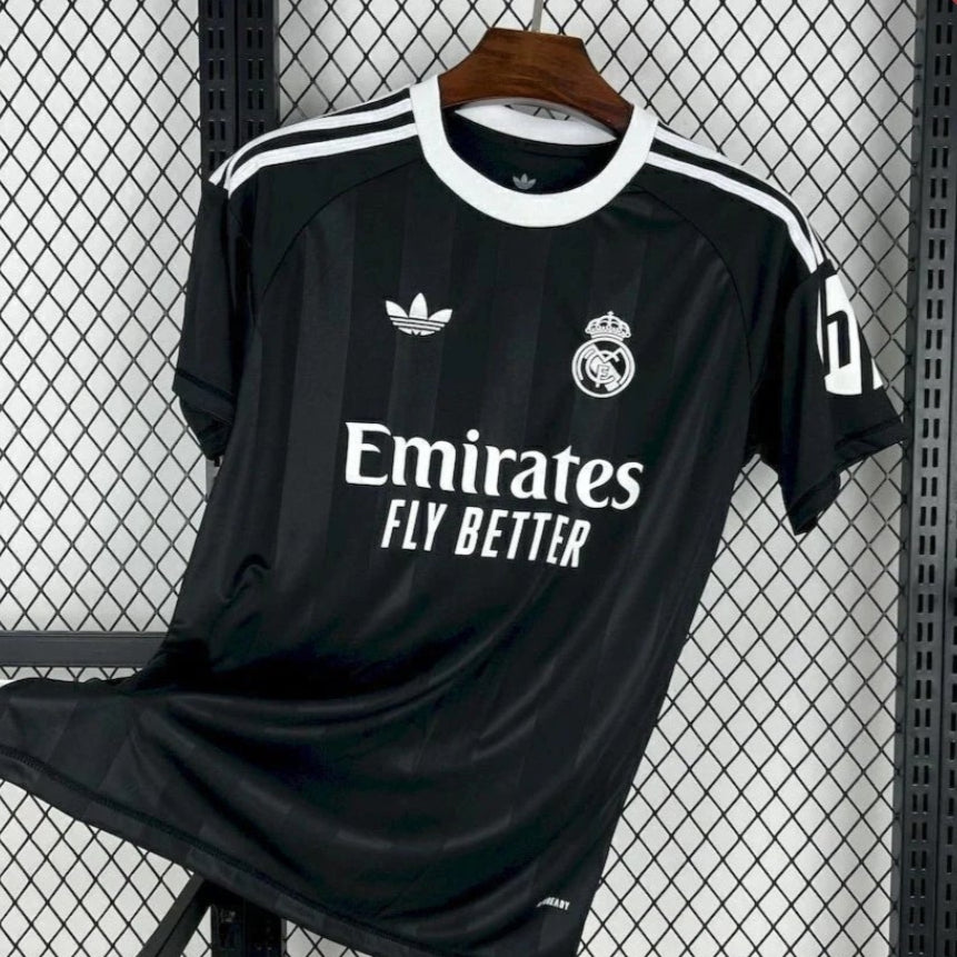 2025/2026 Real Madrid Goalkeeper Black Football Shirt