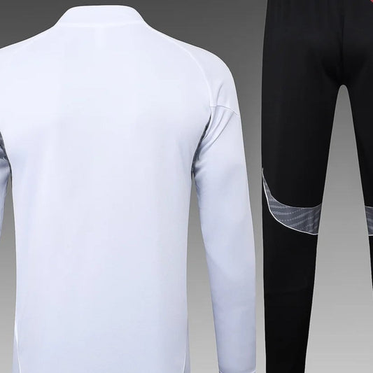Traje de entrenamiento de medio cierre blanco del Real Madrid 2025/2026