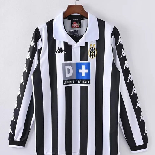 1999/2000 Juventus Retro Home Long Sleeve