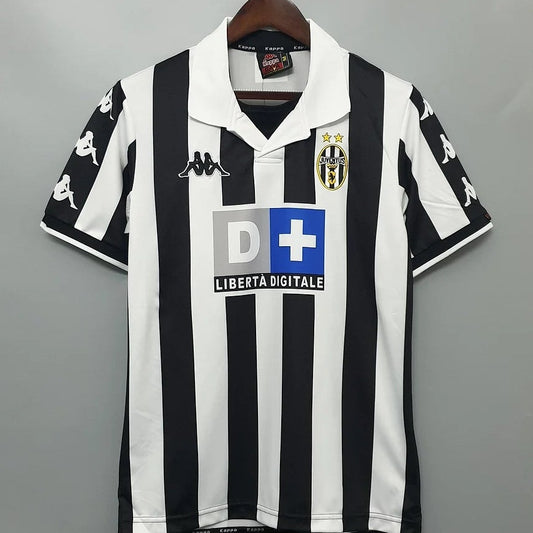 1999/2000 Juventus Retro Home Football Shirt