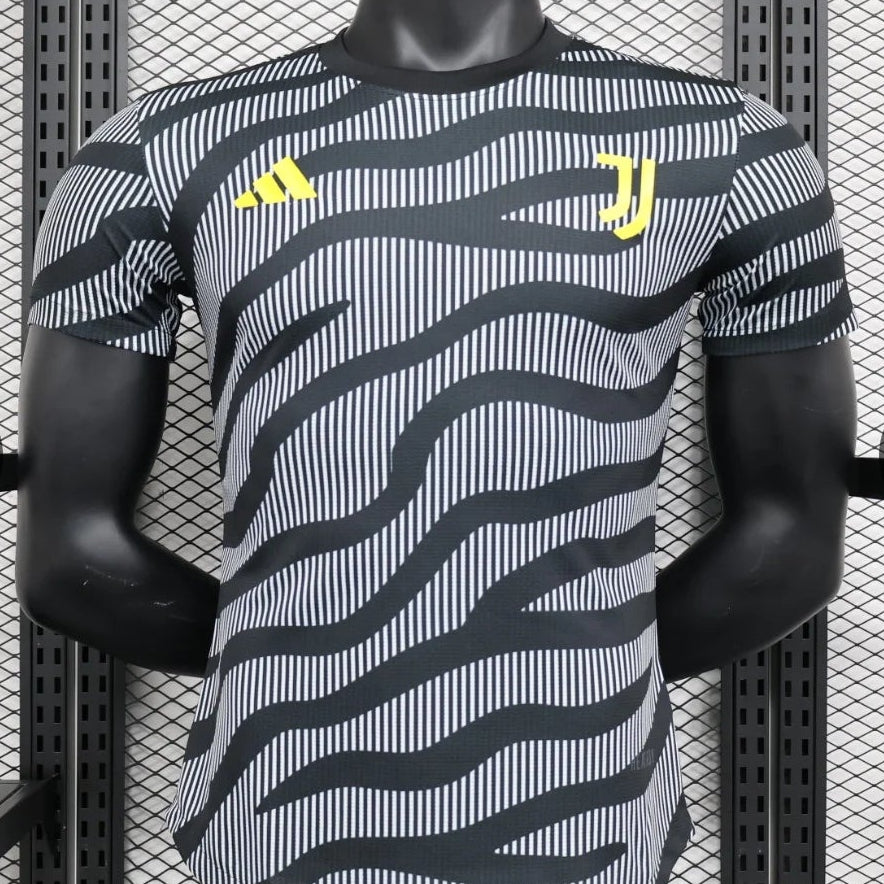 2023/2024 Juventus Training Football Shirt