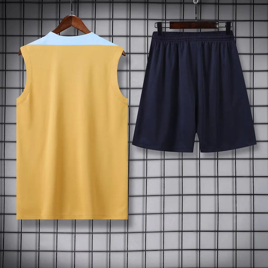 Ensemble gilet et short d'entraînement pré-match France Or 2024